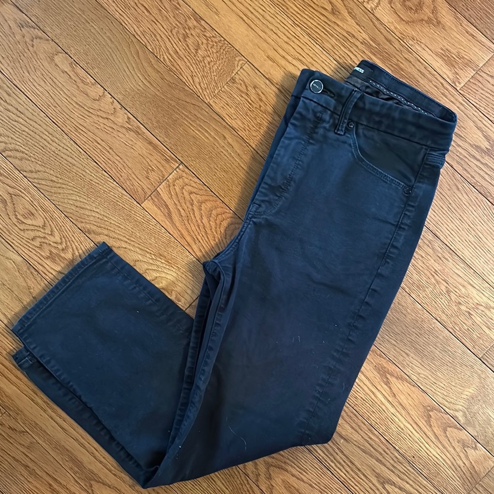 EXPRESS
Women’s Black Jeans